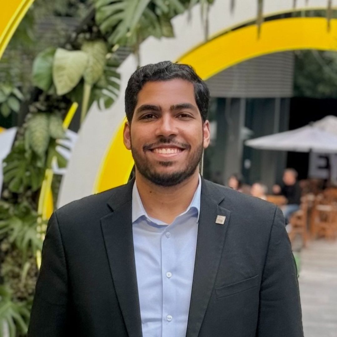 Eduardo Charles Alba